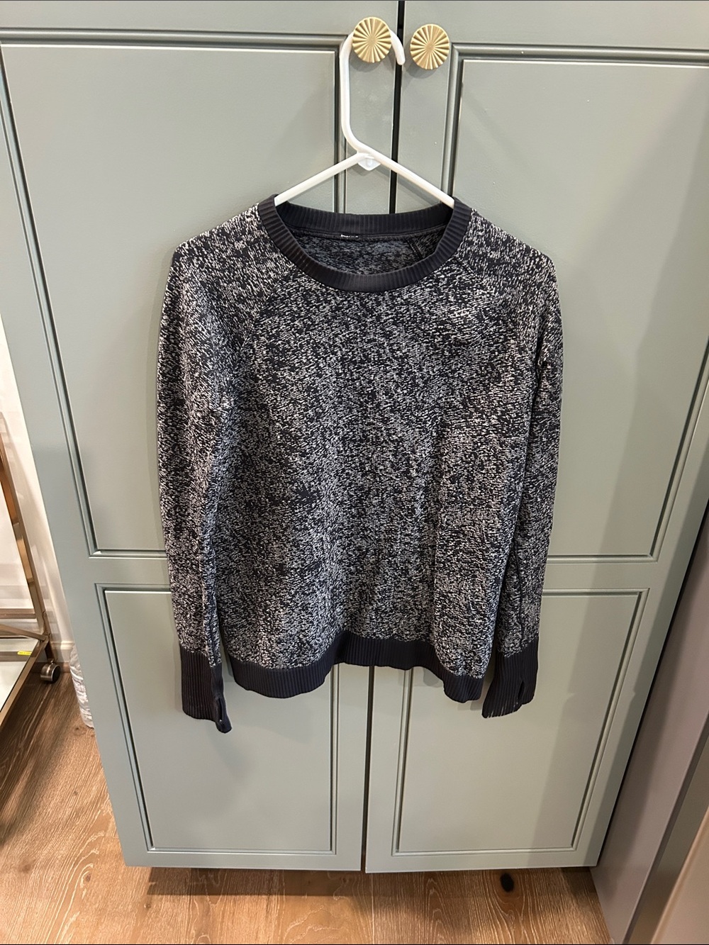 Lululemon women’s tech LS shirt